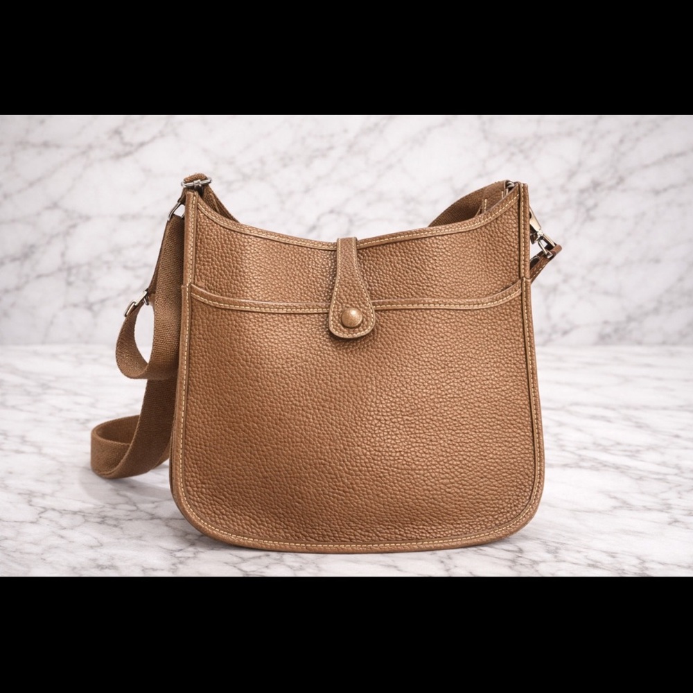 Hermès Evelyne III PM 29 Gold Clemence Leather Crossbody Bag Palladium Hardware - Picture 5 of 11